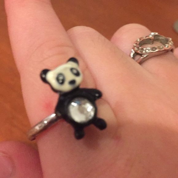 Ring - Picture 3 of 3